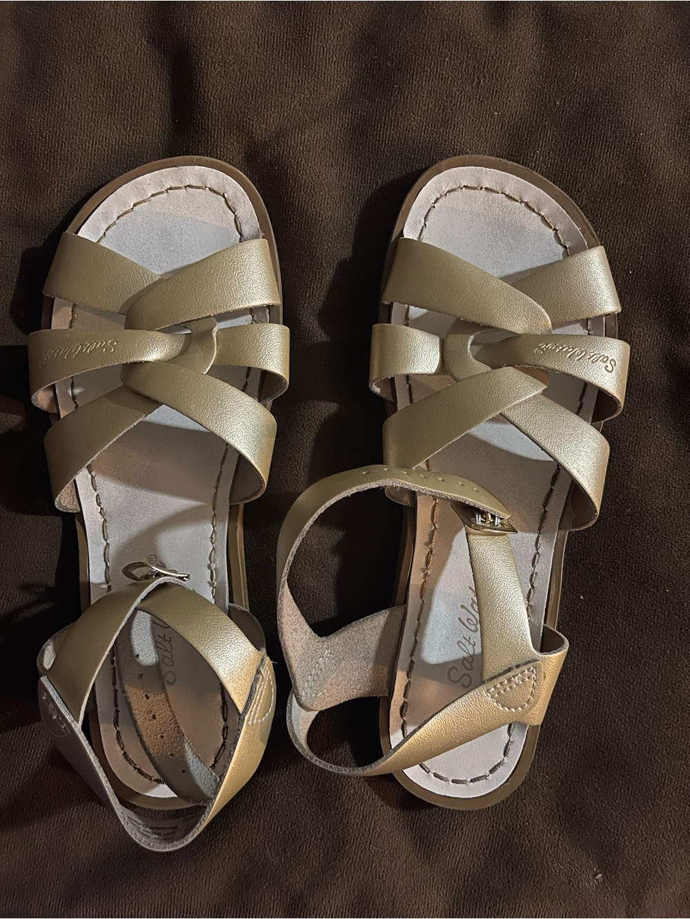 Salt Water Sandals by Hoy gold size 6 EUC